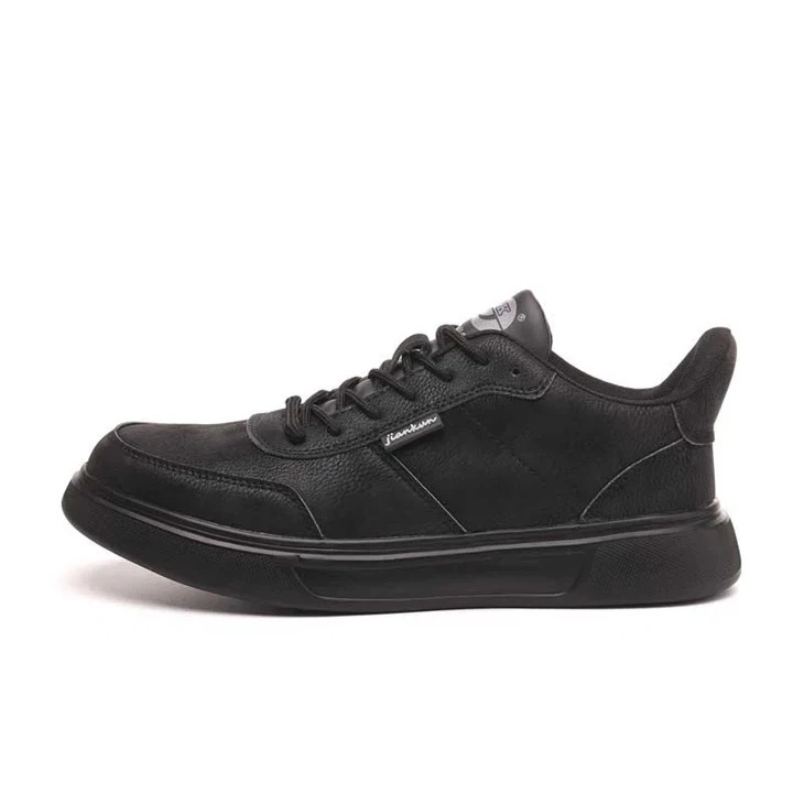 รองเท้าเซฟตี้ปลายเหล็ก